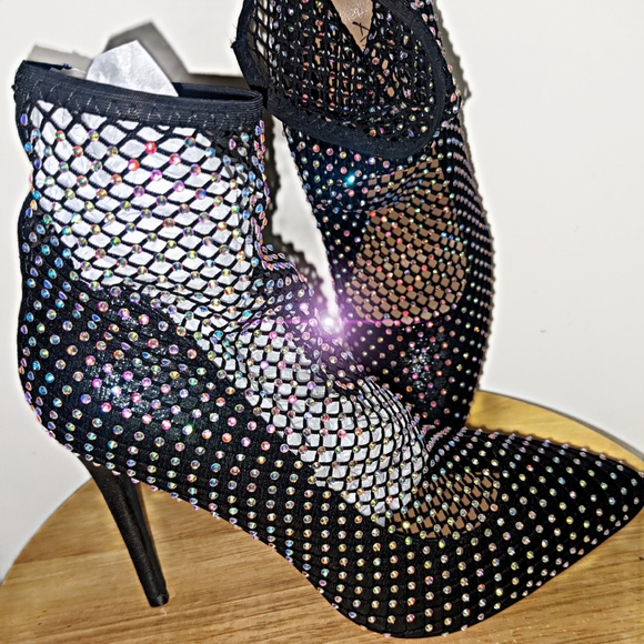 Rhinestone Fishnet Heels - Picture 4 of 9